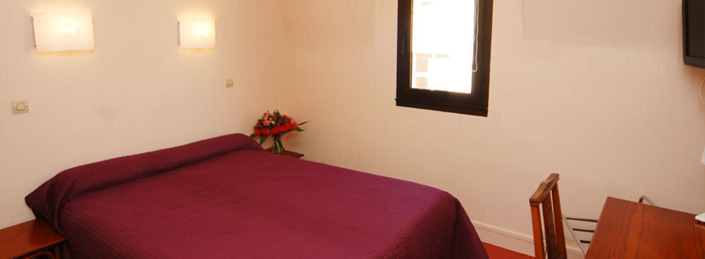 סומור Cit'Hotel Le Volney מראה חיצוני תמונה
