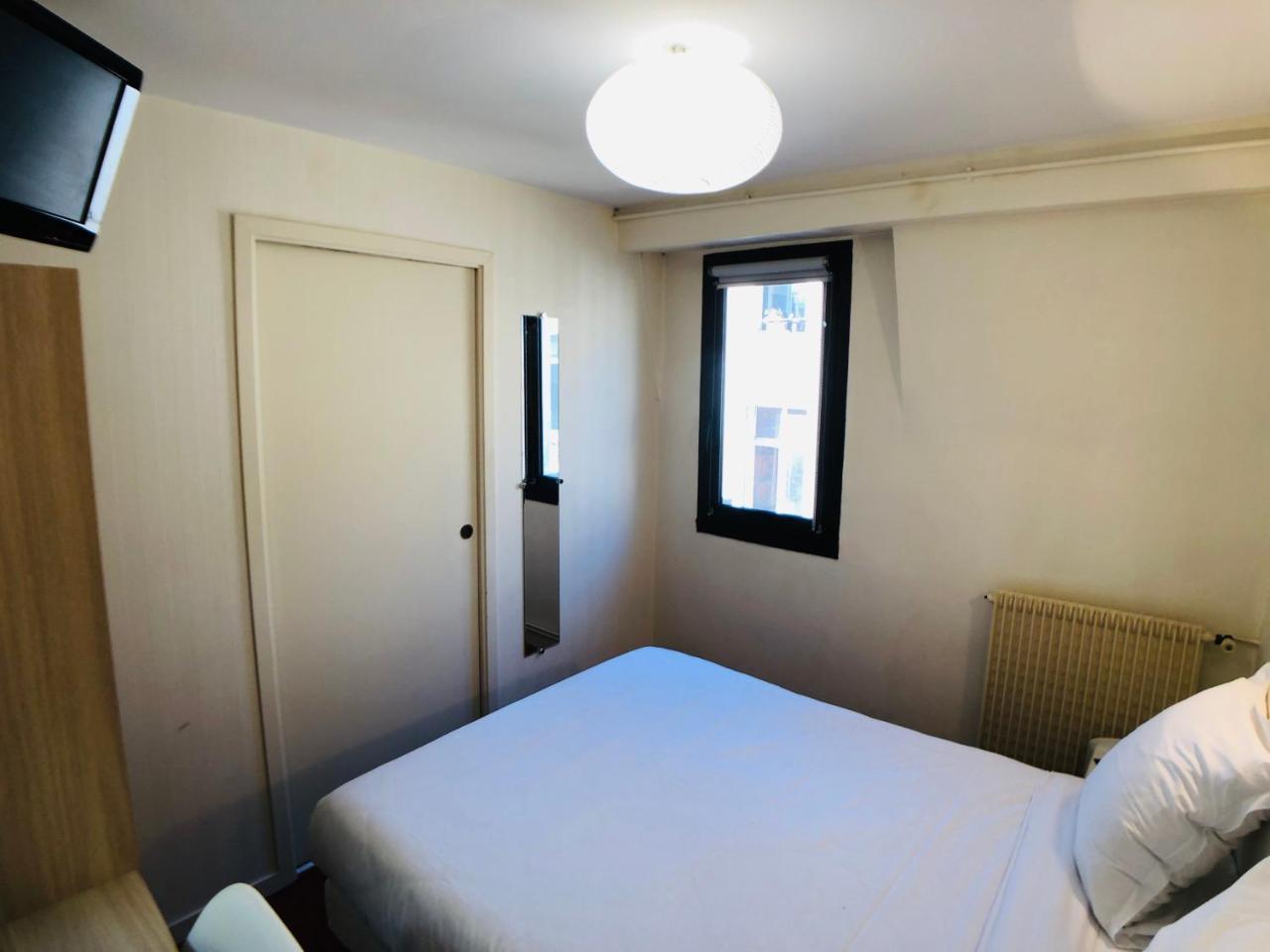 סומור Cit'Hotel Le Volney מראה חיצוני תמונה